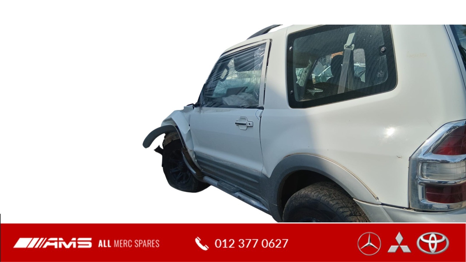 Mitsubishi Pajero 3.2 DID 2001 stripping for spares
