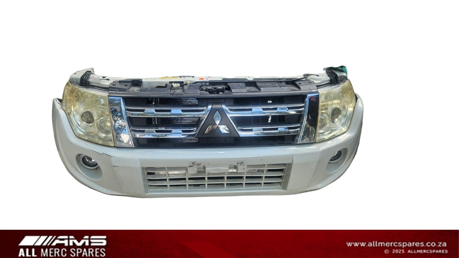 MITSUBISHI PAJERO GEN 4 NOSE CUT FRONT BUMPER (2010 - 2013)