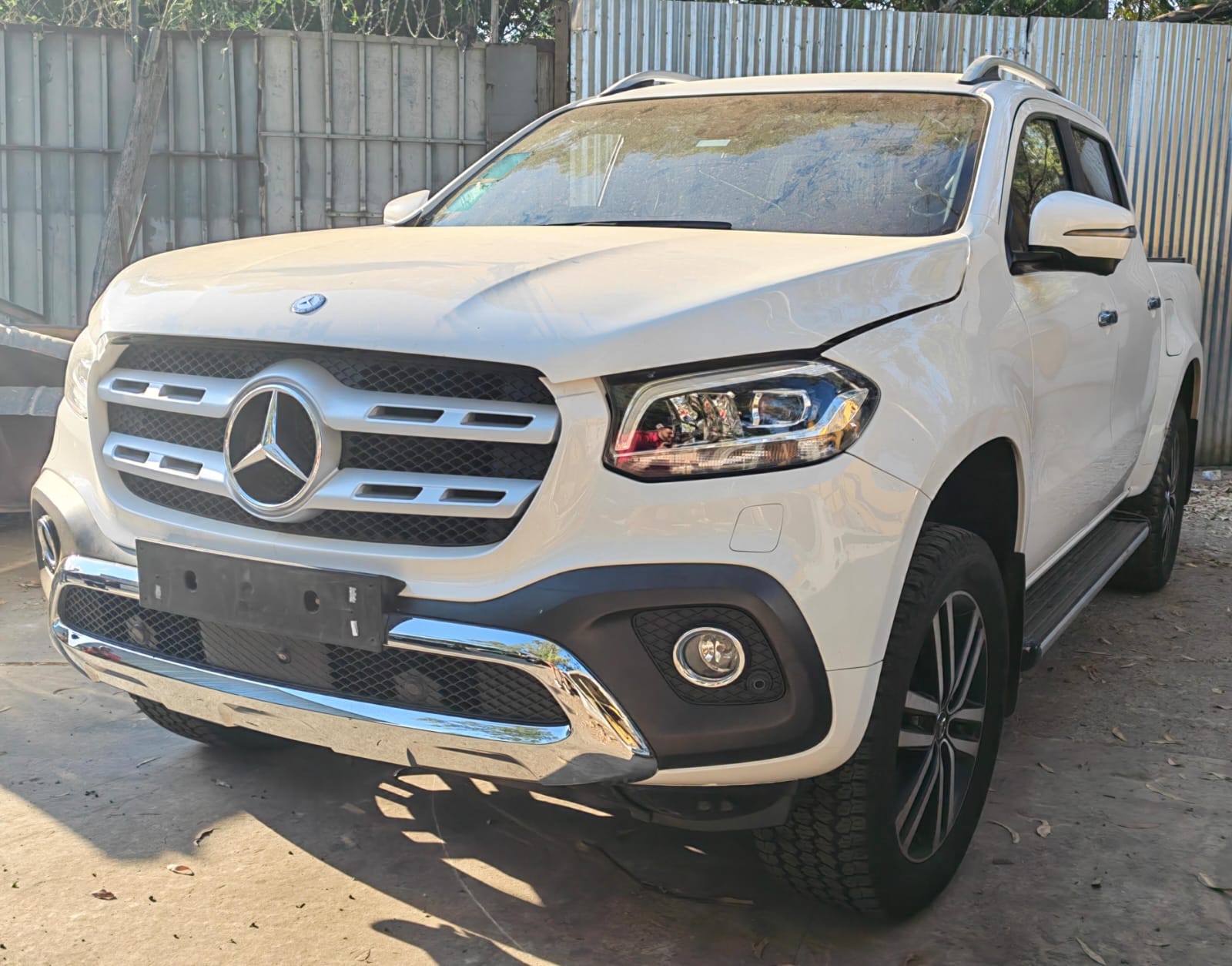 Featured image for “STRIPPING MERCEDES X250D 4X4 POWER BAKKIE”